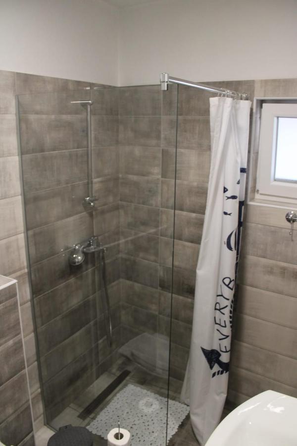 Aparthotel Tal Tisno Esterno foto