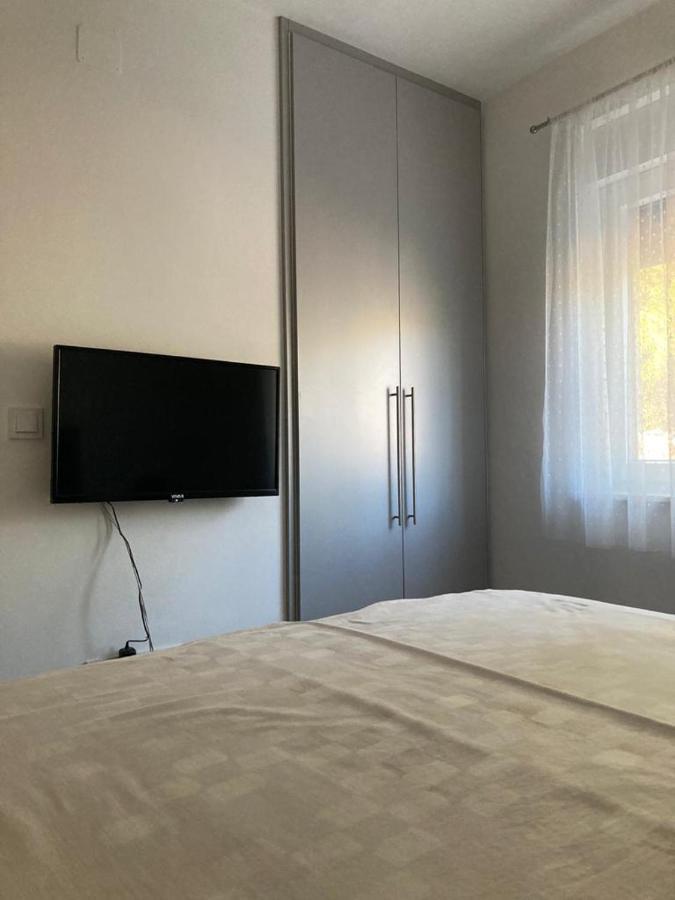 Aparthotel Tal Tisno Esterno foto