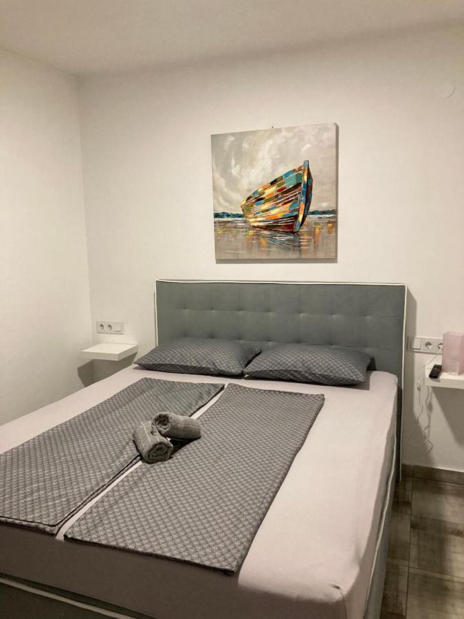 Aparthotel Tal Tisno Esterno foto