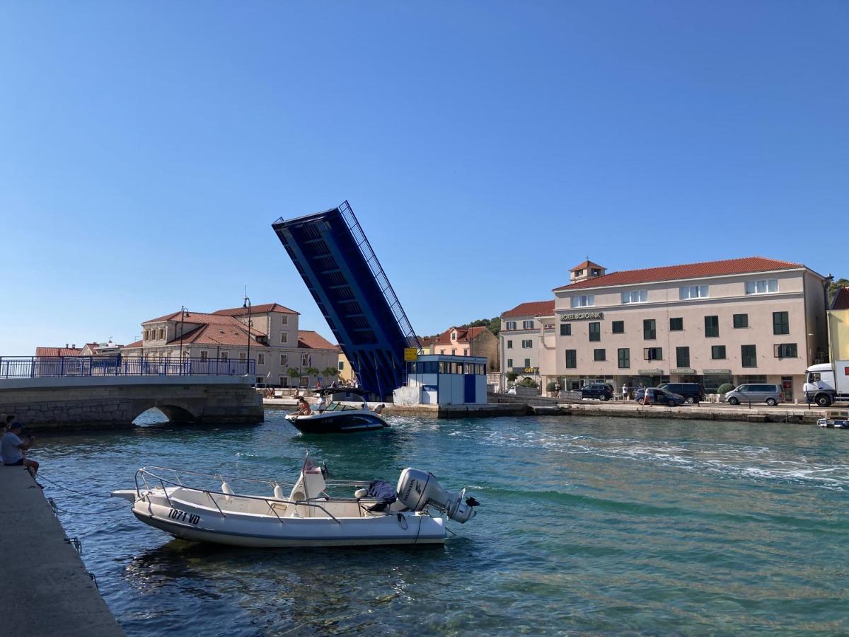 Aparthotel Tal Tisno Esterno foto